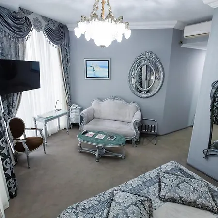 Boutique Spa Casino Hotel Lybid Plaza-3